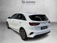 Neu Kia Ceed 140 PS (102 kW) 2025 Weiß Kleinwagen