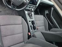 Gebraucht VW Passat Comfortline 190 PS (139 kW) 2018 Weiß Kombi