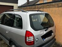 Gebraucht Opel Zafira 125 PS (91 kW) 2003 Silber Van / Kleinbus