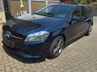 Gebraucht Mercedes A180 116 PS (85 kW) 2018 Blau Limousine