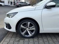 Gebraucht Peugeot 308 SW Allure 131 PS (96 kW) 2019 Weiß Kombi