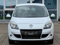 Gebraucht Renault Scénic III Dynamique 131 PS (96 kW) 2010 Gletscherweiss Van / Kleinbus