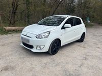 Gebraucht Mitsubishi Space Star 80 PS (58 kW) 2015 Weiß Limousine