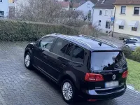Gebraucht VW Touran Cup 140 PS (102 kW) 2014 Schwarz Van / Kleinbus