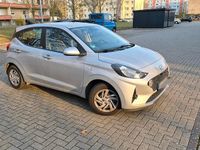 Gebraucht Hyundai i10 Select 67 PS (49 kW) 2020 Silber Kleinwagen