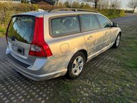 Gebraucht Volvo V70 200 PS (147 kW) 2010 Silber Kombi