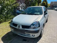 Brugt Renault Clio II 75 HK (55 kW) 2003 Grå Hatchback
