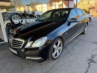 Gebraucht Mercedes E220 170 PS (125 kW) 2011 Schwarz Limousine