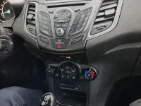Second-hand Ford Fiesta 65 CP (47 kW) 2016 Negru Hatchback