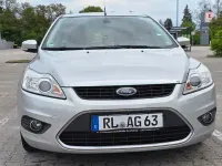 Gebraucht Ford Focus Style 145 PS (106 kW) 2008 Silber Limousine