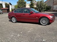 Gebraucht BMW 320 Basis 170 PS (125 kW) 2001 Rot Limousine