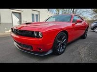 Używany Dodge Challenger 377 KM (277 kW) 2022 Czerwony Coupe