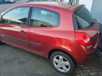 Gebraucht Renault Clio 75 PS (55 kW) 2005 Kleinwagen