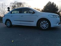 Gebraucht Peugeot 301 115 PS (84 kW) 2014 Weiß Limousine