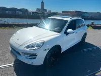 Second-hand Porsche Cayenne 245 CP (180 kW) 2013 Alb SUV