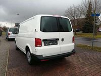 Gebraucht VW Transporter 150 PS (110 kW) 2024 Candyweiß Van