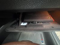 Second-hand BMW 330 Performance 258 CP (189 kW) 2006 Negru Berlinǎ
