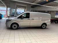 Gebraucht Mercedes Vito 114 PS (83 kW) 2016 Silber Van