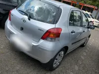 Gebraucht Toyota Yaris Life 101 PS (74 kW) 2010 Silber Kleinwagen