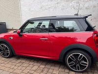 Second-hand Mini Cooper 136 CP (100 kW) 2016 Roșu Hatchback