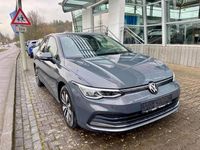Gebraucht VW Golf VIII Move 131 PS (96 kW) 2023 Grau Limousine