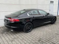 Gebraucht Jaguar XF Luxury 241 PS (177 kW) 2011 Ebony black Limousine