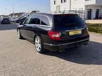 Gebraucht Mercedes C350 265 PS (194 kW) 2012 Schwarz Kombi