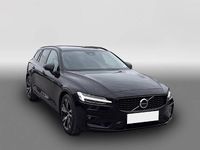 Gebraucht Volvo V60 Plus 197 PS (144 kW) 2024 Schwarz Kombi