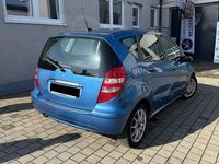 Gebraucht Mercedes A200 140 PS (102 kW) 2008 Blau Limousine