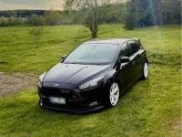 Gebraucht Ford Focus ST 250 PS (183 kW) 2015 Schwarz Limousine