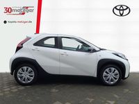 Neu Toyota Aygo X Business Edition 72 PS (52 kW) 2025 Weiss SUV