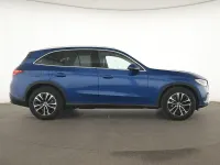 Gebraucht Mercedes GLC300 Avantgarde 269 PS (197 kW) 2024 Spektralblau SUV