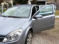 Gebraucht Opel Astra 90 PS (66 kW) 2008 Silber Limousine