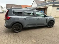 Gebraucht Dacia Jogger Extreme 110 PS (80 kW) 2023 Grau Van / Kleinbus