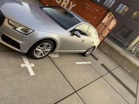 Gebraucht Audi A4 Design 150 PS (110 kW) 2019 Grau Limousine