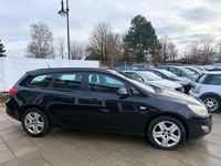 Gebraucht Opel Astra Edition 160 PS (117 kW) 2011 Schwarz Kombi