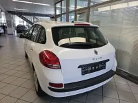 Gebraucht Renault Clio GrandTour 75 PS (55 kW) 2012 Weiß (metallic) Kombi