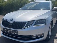 gebraucht Skoda Octavia OctaviaCombi 2.0 TDI Premium Edition