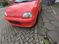 Gebraucht Fiat Seicento 54 PS (39 kW) 2009 Rot Kleinwagen