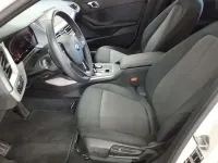 Gebraucht BMW 120 Advantage 190 PS (139 kW) 2022 Alpinweiß Limousine