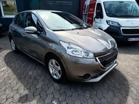 Gebraucht Peugeot 208 Active 68 PS (50 kW) 2014 Grau Kleinwagen