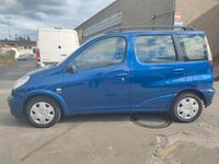 Gebraucht Toyota Yaris Verso 84 PS (61 kW) 2004 Blau Van / Kleinbus
