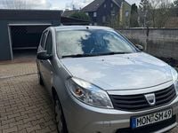 Gebraucht Dacia Sandero Stepway 87 PS (63 kW) 2010 Silber Limousine