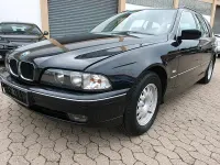 Gebraucht BMW 520 150 PS (110 kW) 2000 Schwarz Kombi