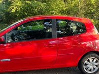 Gebraucht Renault Clio IV 75 PS (55 kW) 2012 Rot Limousine