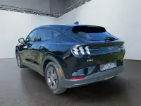 Gebraucht Ford Mustang Mach-E 197 kW (269 PS) 2023 Absolute black SUV