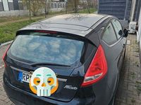 Gebraucht Ford Fiesta Titanium 82 PS (60 kW) 2012 Schwarz Kleinwagen