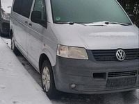 Gebraucht VW Caravelle 130 PS (95 kW) 2006 Silber Van / Kleinbus