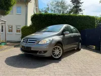 Gebraucht Mercedes B200 Edition 136 PS (100 kW) 2008 Kometgrau  metalliclack Van / Kleinbus