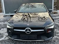 Gebraucht Mercedes CLA200 Shooting Brake 150 PS (110 kW) 2022 Schwarz Kombi